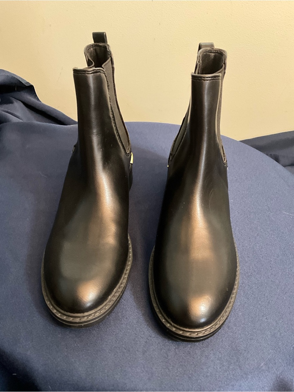 Steve Madden Black Leather Chukka Boots - Women
